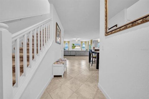Adosado en venta en New Port Richey, Florida, 4 dormitorios, 229.1 m2 № 1769291 - foto 11