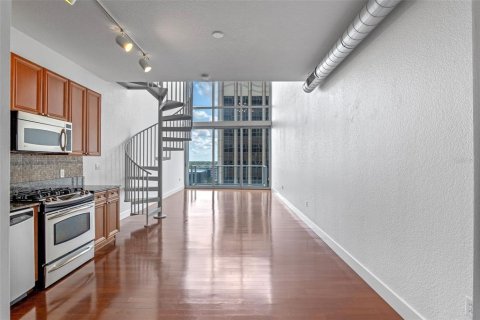 Condo in Orlando, Florida, 1 bedroom  № 1780943 - photo 10