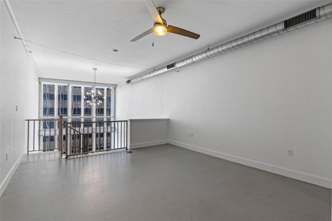 Condo in Orlando, Florida, 1 bedroom  № 1780943 - photo 19