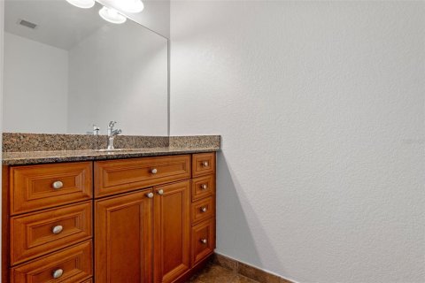 Condo in Orlando, Florida, 1 bedroom  № 1780943 - photo 8