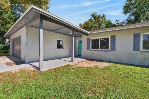 House in Brandon, Florida 4 bedrooms, 193.24 sq.m. № 2419343 - photo 6