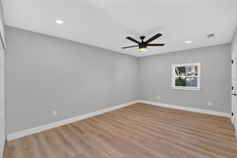 House in Brandon, Florida 4 bedrooms, 193.24 sq.m. № 2419343 - photo 30