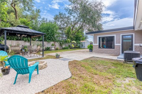 Купить виллу или дом в Майами-Гарденс, Флорида 3 спальни, 133.13м2, № 1953883 - фото 30