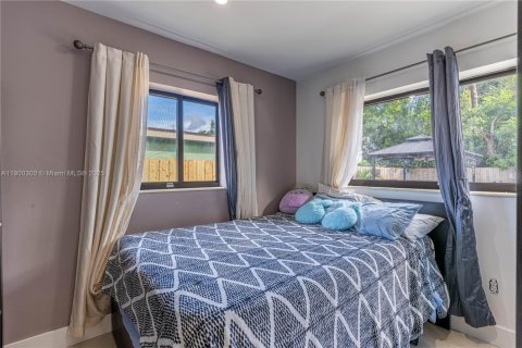 Купить виллу или дом в Майами-Гарденс, Флорида 3 спальни, 133.13м2, № 1953883 - фото 25
