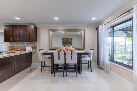 Купить виллу или дом в Майами-Гарденс, Флорида 3 спальни, 133.13м2, № 1953883 - фото 7