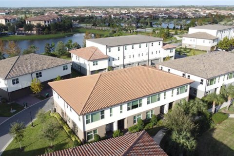 Adosado en venta en Orlando, Florida, 2 dormitorios, 158.68 m2 № 1448346 - foto 3