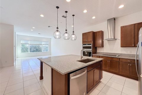 Adosado en venta en Orlando, Florida, 2 dormitorios, 158.68 m2 № 1448346 - foto 5