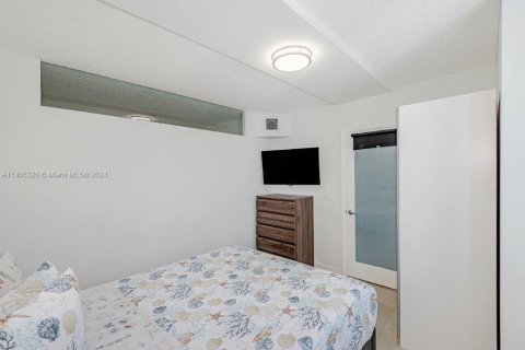Copropriété à louer à Miami Beach, Floride: 2 chambres, 89.19 m2 № 2334936 - photo 11
