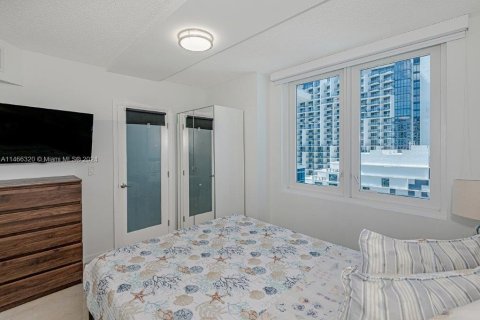 Copropriété à louer à Miami Beach, Floride: 2 chambres, 89.19 m2 № 2334936 - photo 10