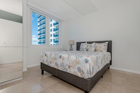 Copropriété à louer à Miami Beach, Floride: 2 chambres, 89.19 m2 № 2334936 - photo 9