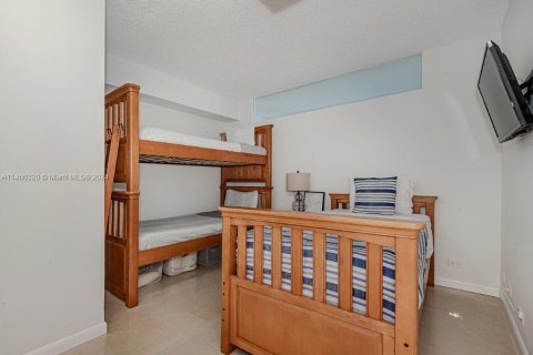 Copropriété à louer à Miami Beach, Floride: 2 chambres, 89.19 m2 № 2334936 - photo 15