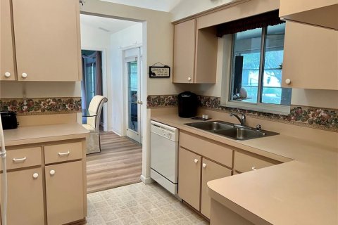 House in Ocala, Florida 2 bedrooms, 145.76 sq.m. № 2204322 - photo 7