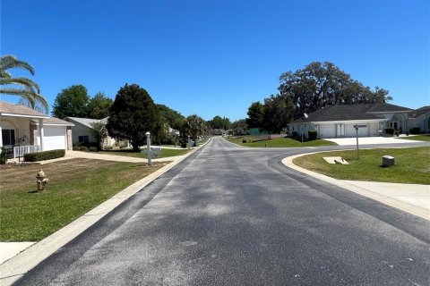 House in Ocala, Florida 2 bedrooms, 145.76 sq.m. № 2204322 - photo 4