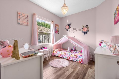 Купить виллу или дом в Хомстед, Флорида 5 спален, 191.38м2, № 2052260 - фото 17