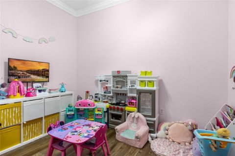 Купить виллу или дом в Хомстед, Флорида 5 спален, 191.38м2, № 2052260 - фото 21