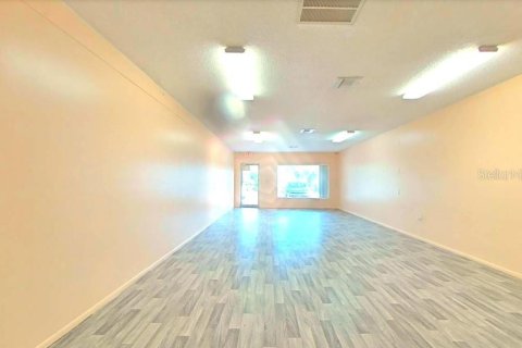 Immobilier commercial à louer à Holiday, Floride: 60.01 m2 № 1296762 - photo 4