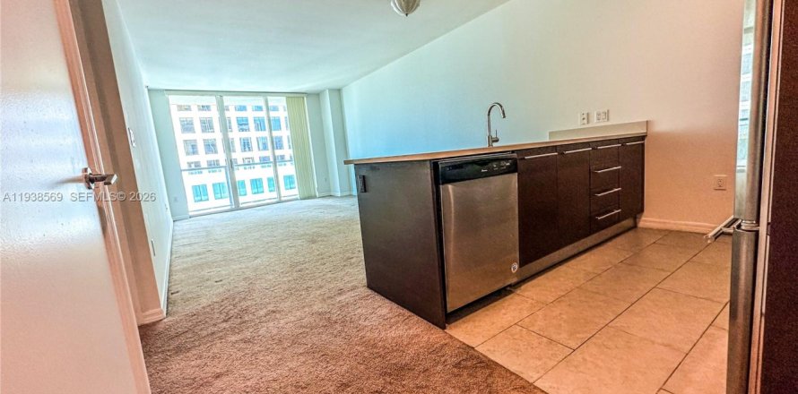 Condo à Miami, Floride, 1 chambre  № 1996294