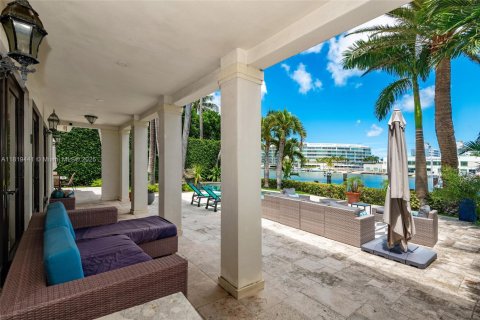 Villa ou maison à vendre à Miami Beach, Floride: 6 chambres, 539.67 m2 № 1937671 - photo 5