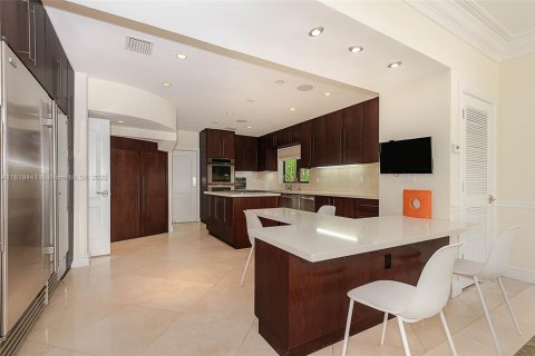 Villa ou maison à vendre à Miami Beach, Floride: 6 chambres, 539.67 m2 № 1937671 - photo 11