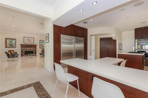 Villa ou maison à vendre à Miami Beach, Floride: 6 chambres, 539.67 m2 № 1937671 - photo 12