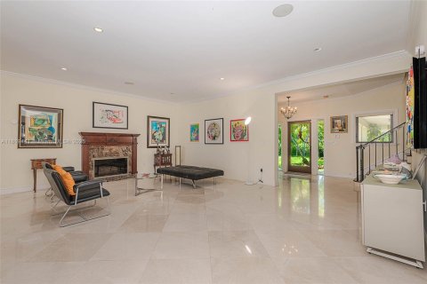 Villa ou maison à vendre à Miami Beach, Floride: 6 chambres, 539.67 m2 № 1937671 - photo 21