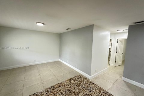 Appartement à louer à Wilton Manors, Floride: 2 chambres № 1966433 - photo 15