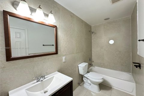 Appartement à louer à Wilton Manors, Floride: 2 chambres № 1966433 - photo 18