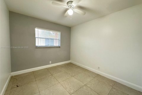 Appartement à louer à Wilton Manors, Floride: 2 chambres № 1966433 - photo 21