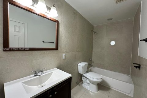 Appartement à louer à Wilton Manors, Floride: 2 chambres № 1966433 - photo 19