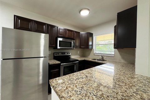 Appartement à louer à Wilton Manors, Floride: 2 chambres № 1966433 - photo 10