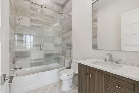 House in Belleair Beach, Florida 5 bedrooms, 541.62 sq.m. № 2202997 - photo 28