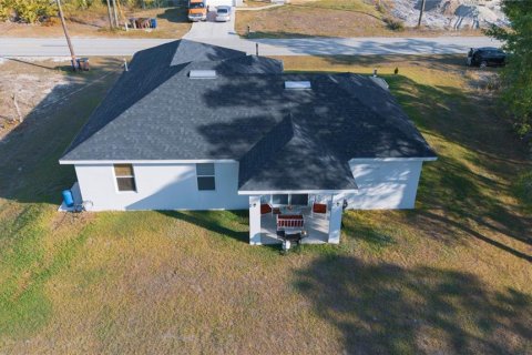 House in Lehigh Acres, Florida 3 bedrooms, 125.98 sq.m. № 1591642 - photo 26