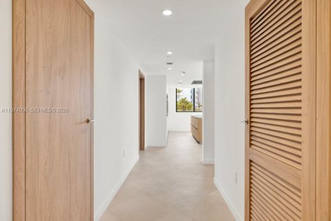 Купить кондоминиум в Бей-Харбор-Айлендс, Флорида 2 спальни, № 2036152 - фото 8