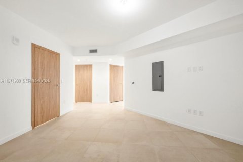 Купить кондоминиум в Бей-Харбор-Айлендс, Флорида 2 спальни, № 2036152 - фото 10