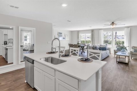House in Saint Augustine, Florida 4 bedrooms, 172.98 sq.m. № 1907049 - photo 5