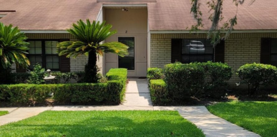 Condo in Melrose, Florida, 2 bedrooms № 768997