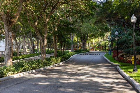 Condominio en venta en Miami, Florida, 2 dormitorios, 117.8 m2 № 2006592 - foto 24