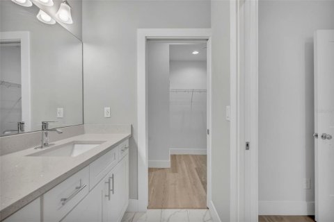Townhouse in Orlando, Florida 3 bedrooms, 197.6 sq.m. № 2147489 - photo 24
