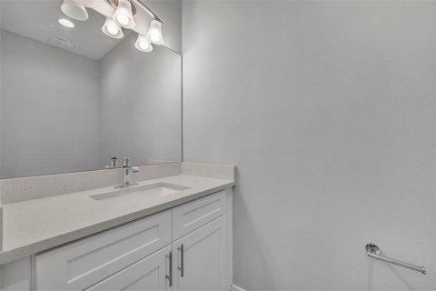 Townhouse in Orlando, Florida 3 bedrooms, 197.6 sq.m. № 2147489 - photo 19