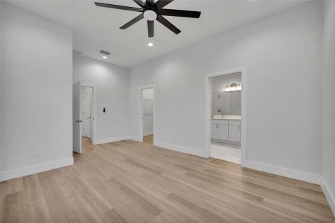 Townhouse in Orlando, Florida 3 bedrooms, 197.6 sq.m. № 2147489 - photo 22