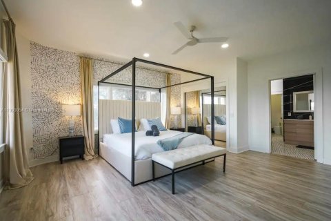 House in St. Lucie, Florida 10 bedrooms, 670.66 sq.m. № 1952640 - photo 23