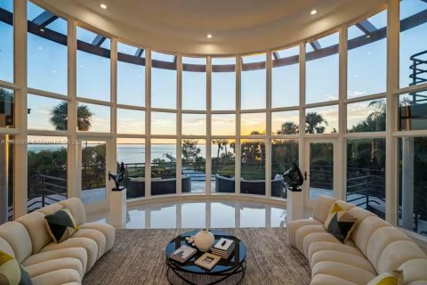 House in St. Lucie, Florida 10 bedrooms, 670.66 sq.m. № 1952640 - photo 3