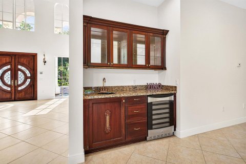 Villa ou maison à vendre à Parkland, Floride: 7 chambres, 708.01 m2 № 2147226 - photo 11