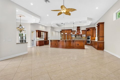 Villa ou maison à vendre à Parkland, Floride: 7 chambres, 708.01 m2 № 2147226 - photo 18