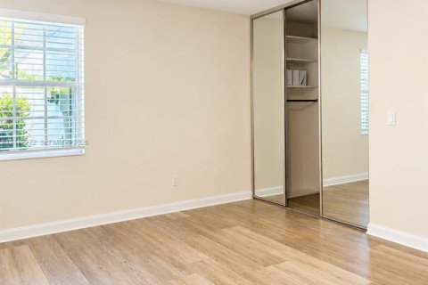 Villa ou maison à vendre à Palm City, Floride: 2 chambres, 141.68 m2 № 2431322 - photo 5