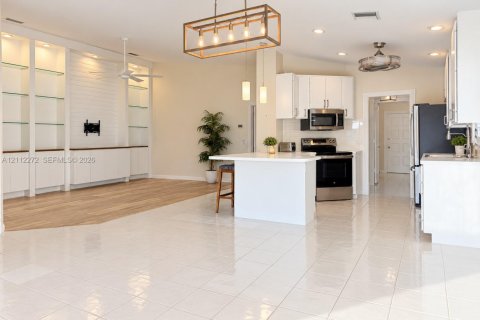 Villa ou maison à Palm City, Floride 2 chambres, 141.68 m2 № 2431322