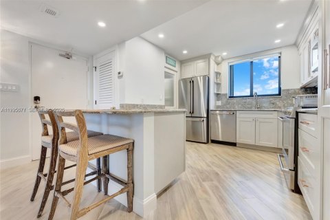 Copropriété à louer à Jupiter, Floride: 2 chambres, 117.99 m2 № 2255996 - photo 13