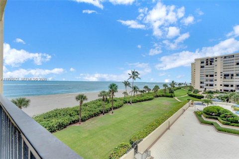 Copropriété à louer à Jupiter, Floride: 2 chambres, 117.99 m2 № 2255996 - photo 2