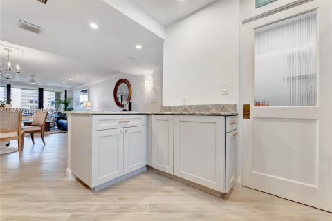 Copropriété à louer à Jupiter, Floride: 2 chambres, 117.99 m2 № 2255996 - photo 14