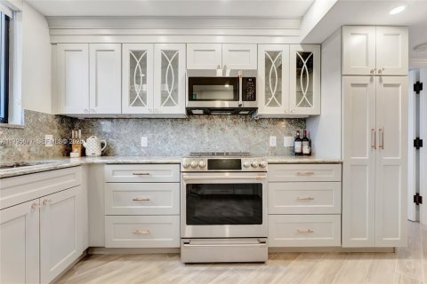 Copropriété à louer à Jupiter, Floride: 2 chambres, 117.99 m2 № 2255996 - photo 12
